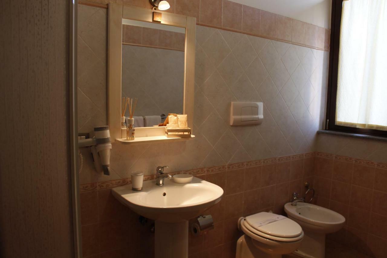 Residence Hotel La Commenda Монтеф'ясконе Екстер'єр фото